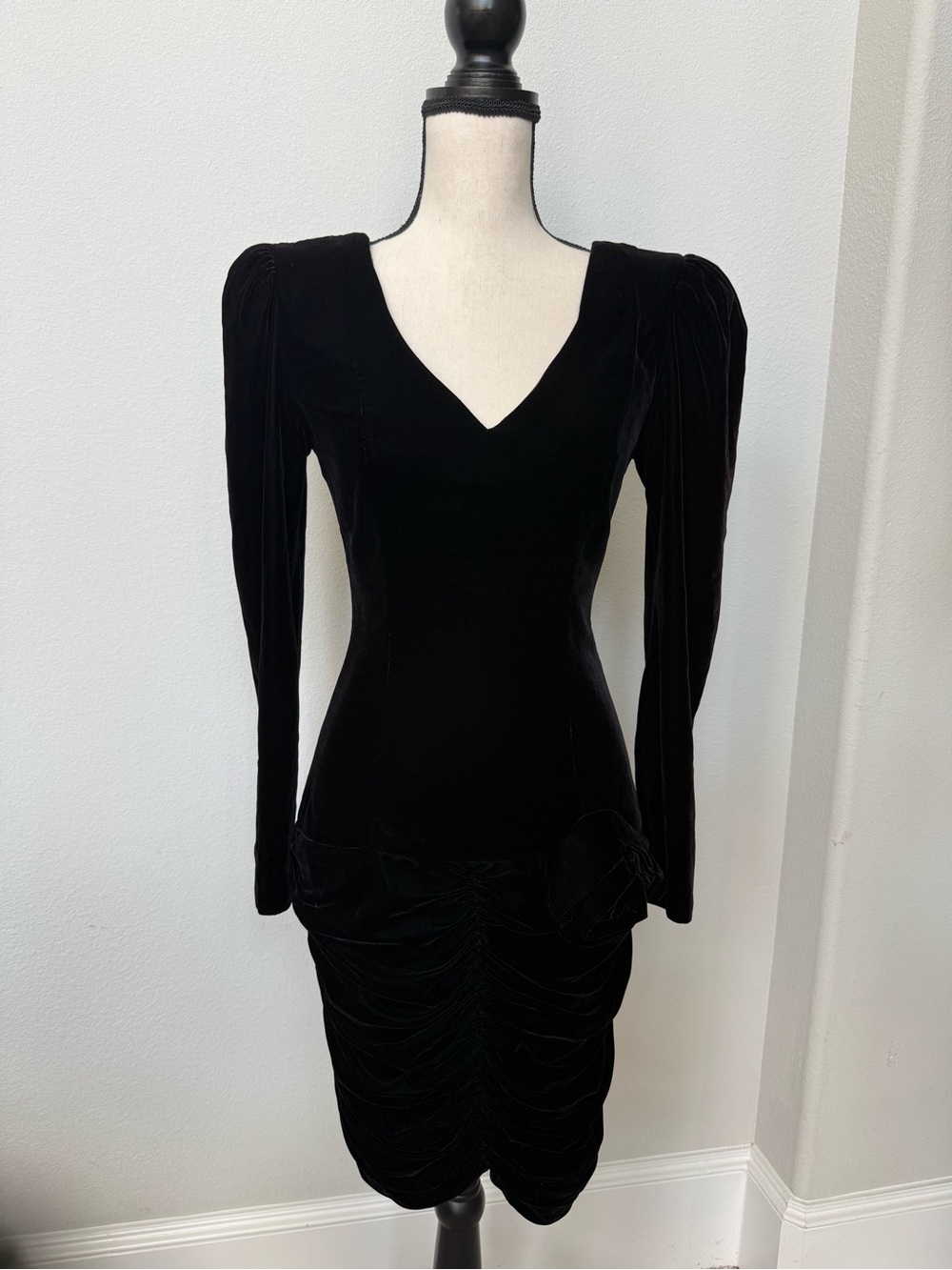 Zum Zum Vintage Black Velvet V-Neck Long Sleeve Ruched Dress